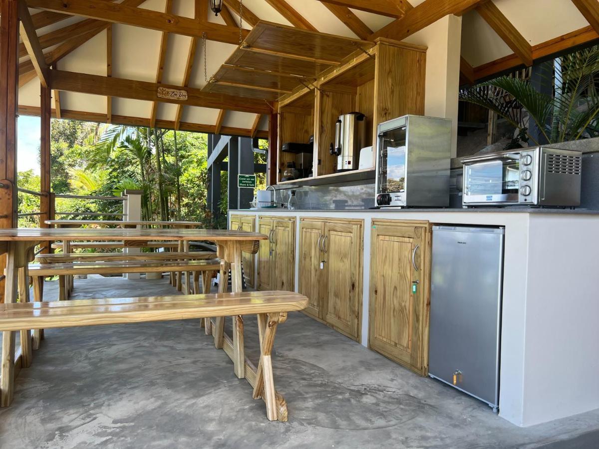Paradise Chalets Yoga & Wellness タカマカ エクステリア 写真