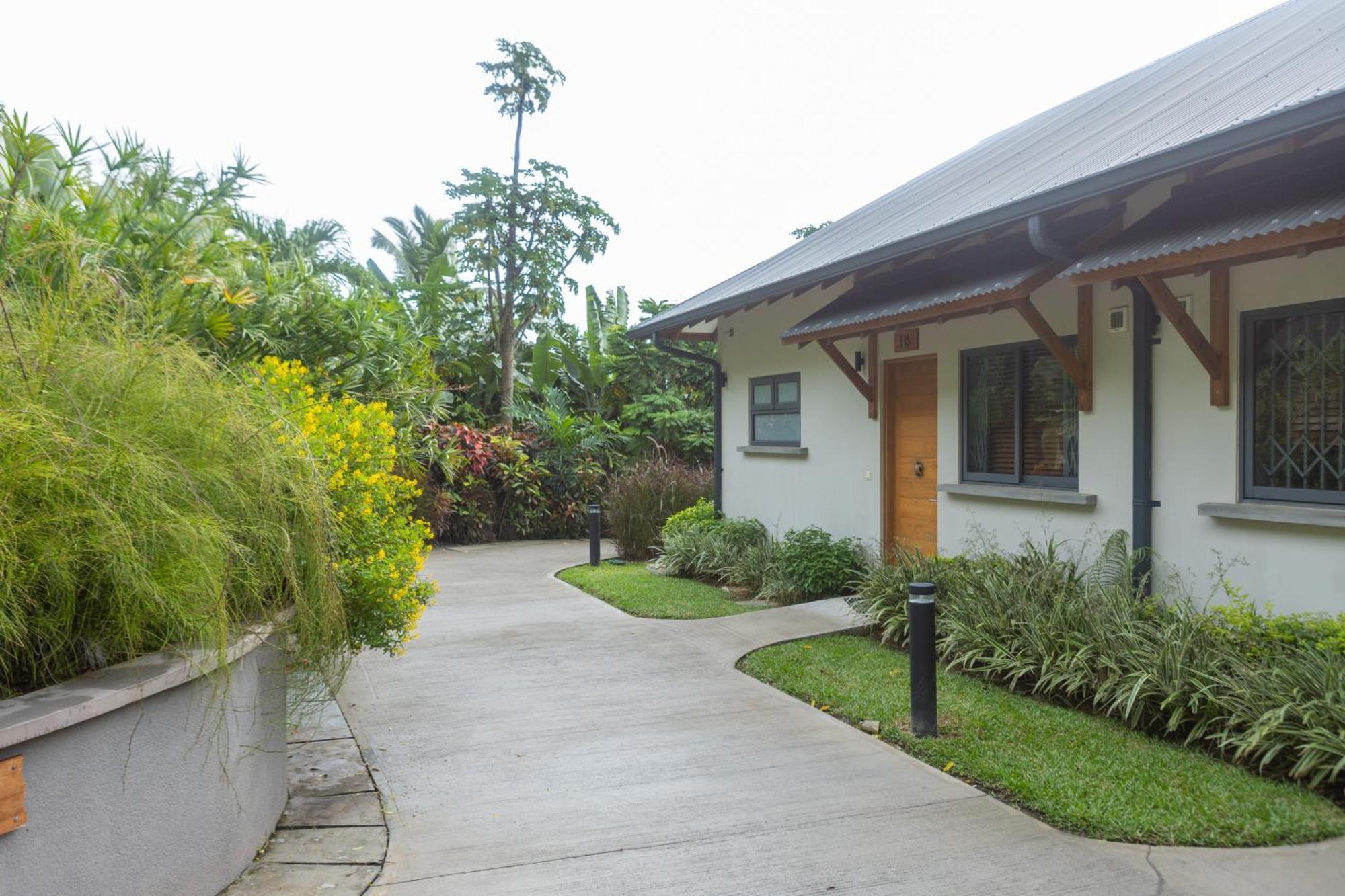 Paradise Chalets Yoga & Wellness タカマカ エクステリア 写真